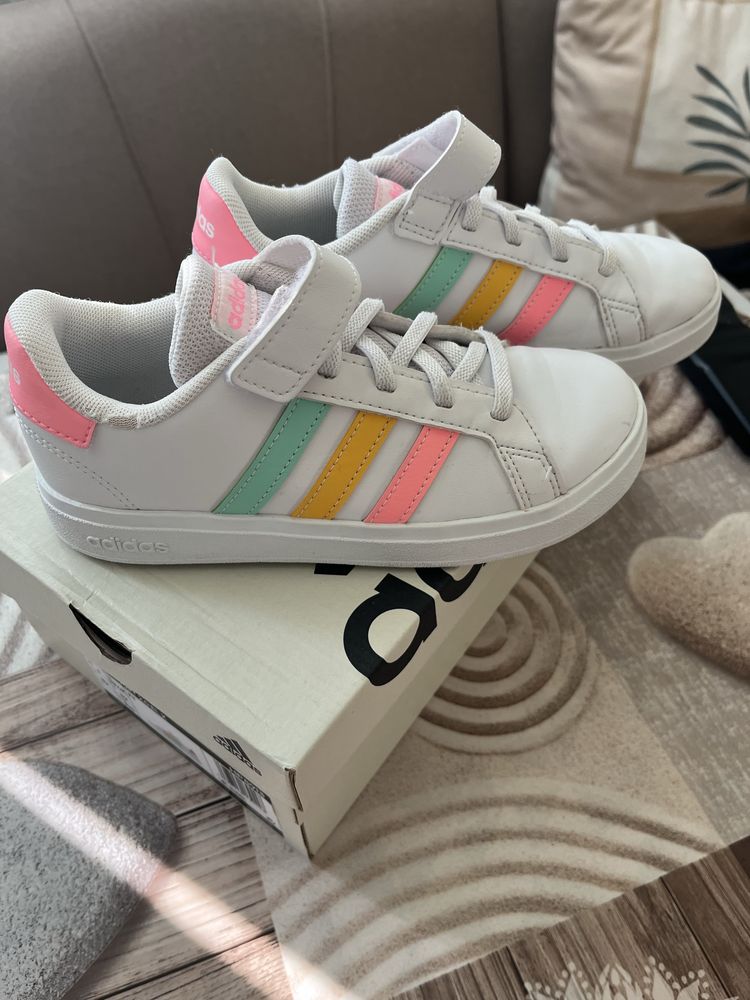 Маратонки Adidas
