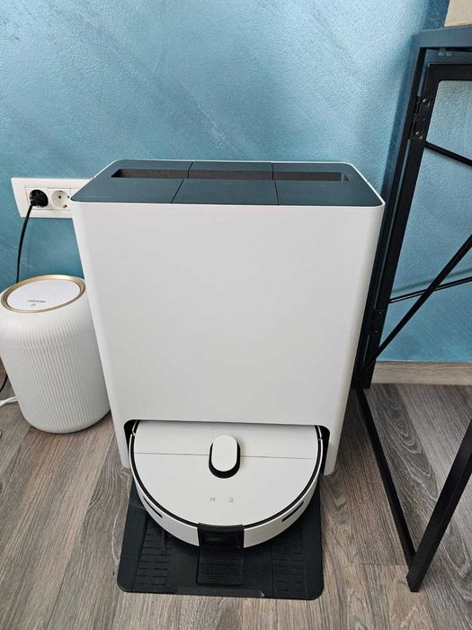 Aspirator robot Samsung Bespoke Jetbot AI, încă în garanție