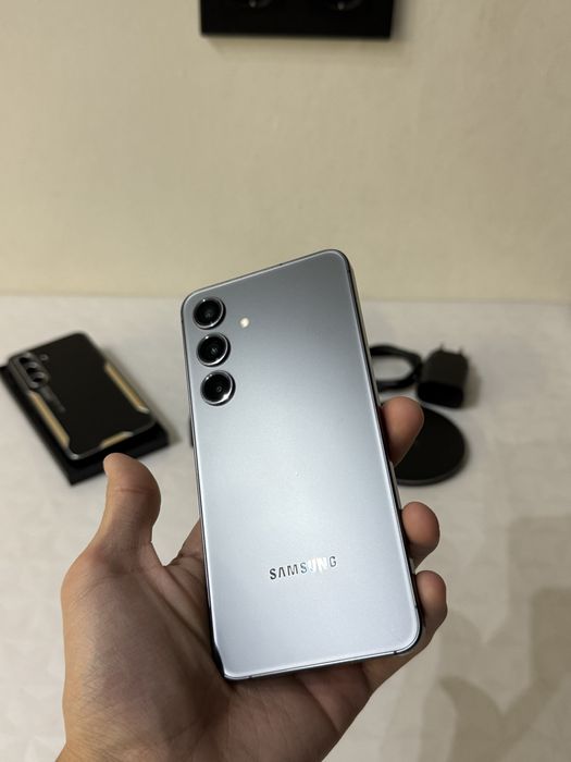 Продаю Samsung S24 128GB