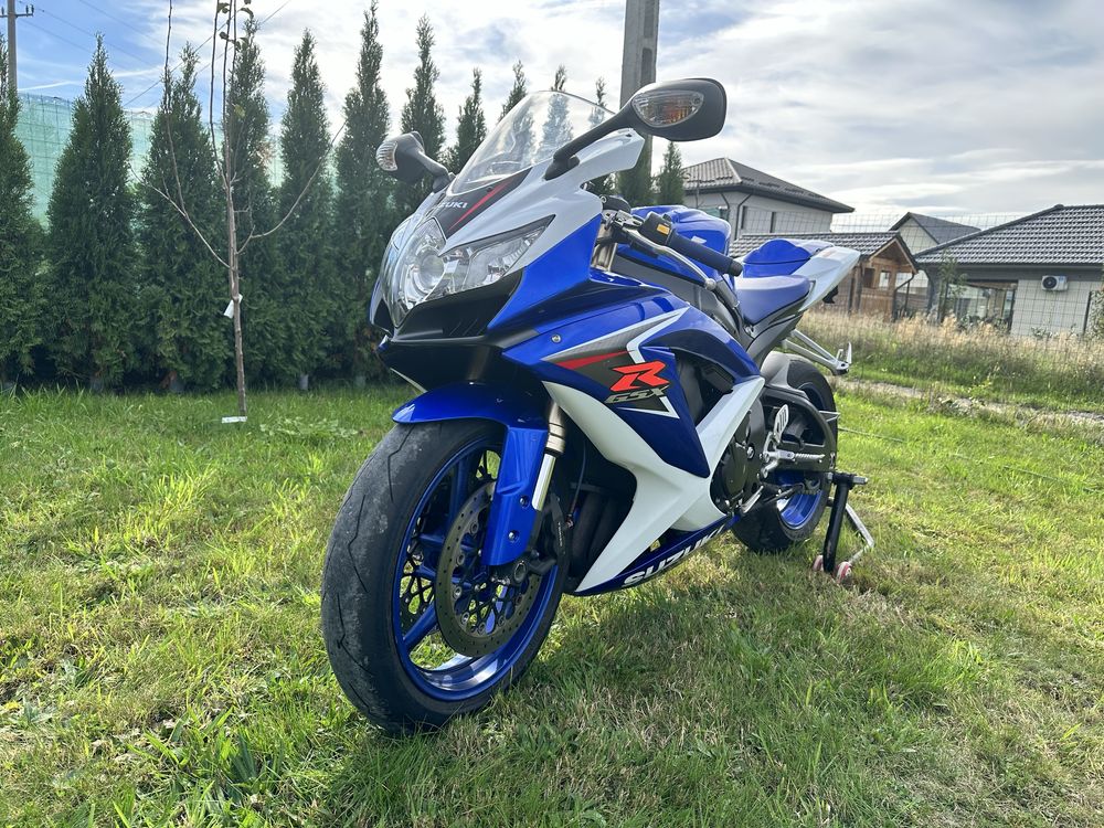 Suzuki GSX-R600. K8.