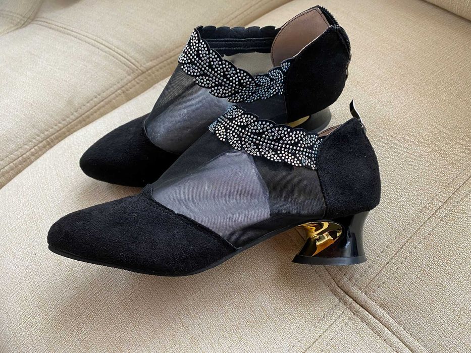 Încălțăminte vara mărimi 36/37