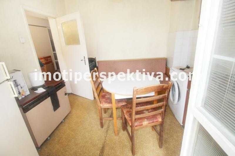 Продава се Тристаен апартамент в Пловдив, Кючук Париж - 100 кв.м за 1300 €/кв.м - Снимка #4