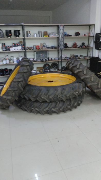 Узкие колеса на трактора YTO.