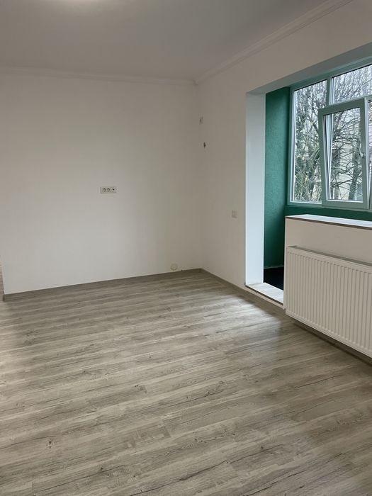 Vanzare apartament 3 camere Bercen-Emil Racovita