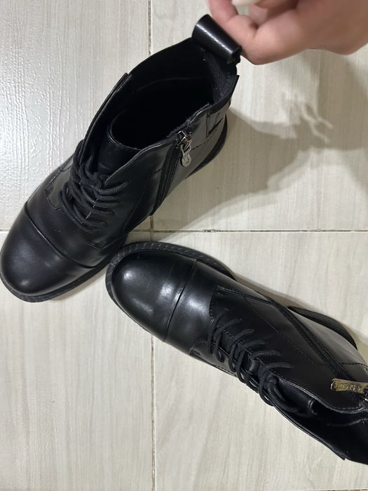 Продам ботинки в идеальном состоянии