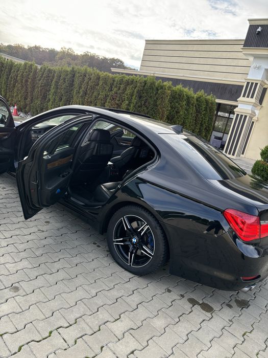 Vand bmw 730 an 2010 !