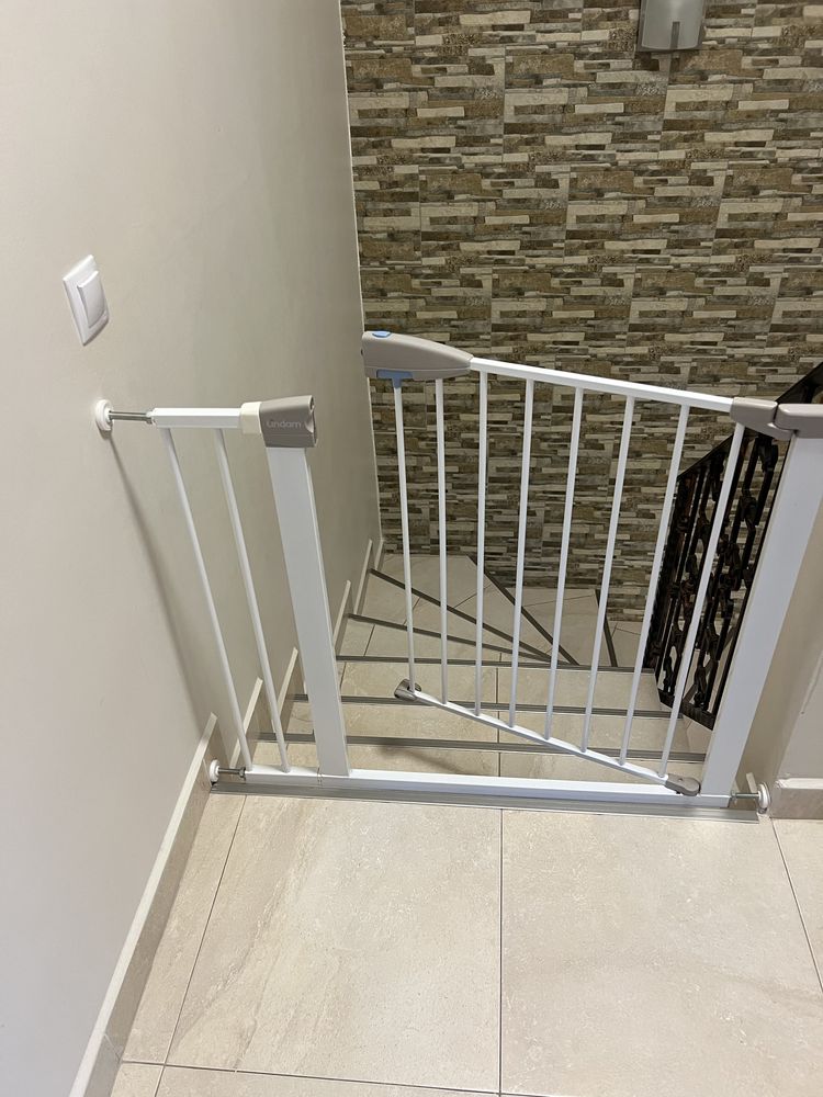 Porti de siguranta Lindam extensibile + accesorii + prelungiri