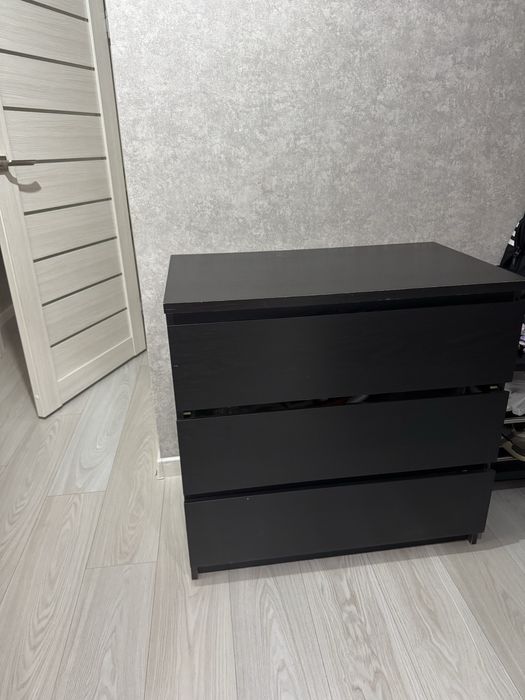 Продам Комод Ikea