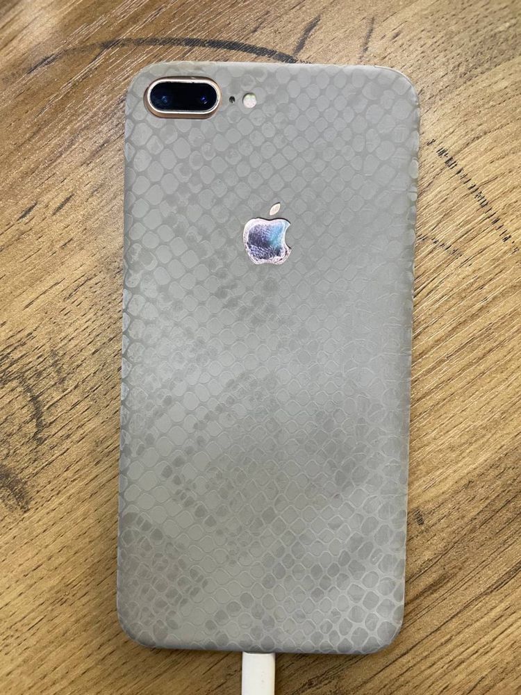 Iphone 8 + sotiladi