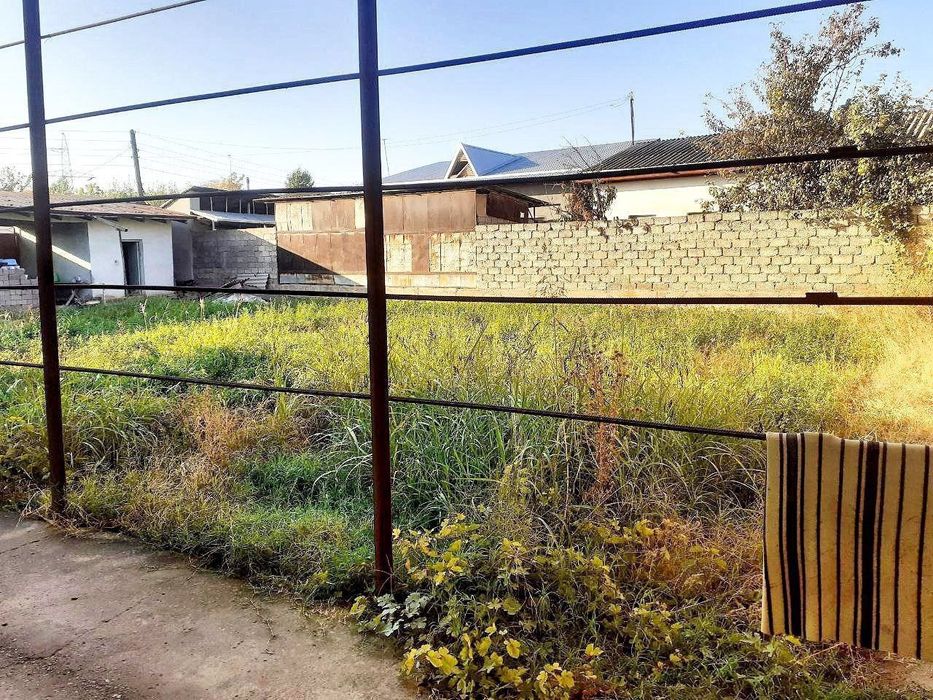 Чилонзор туманида Идеал Локацияда 10 Сотихли Участка Ер Хисобида Сотил