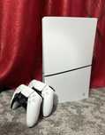 Ps5 slim 1000GB 2 manete