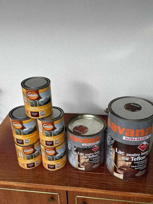 Lacuri pe baza de diluant