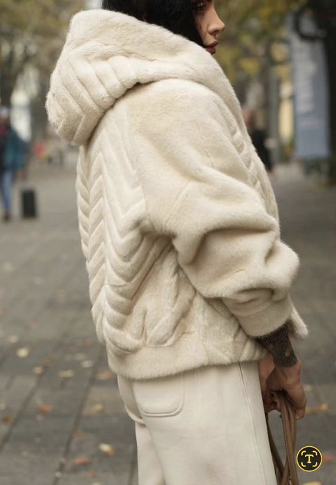 Красиво ново яке еко кожа