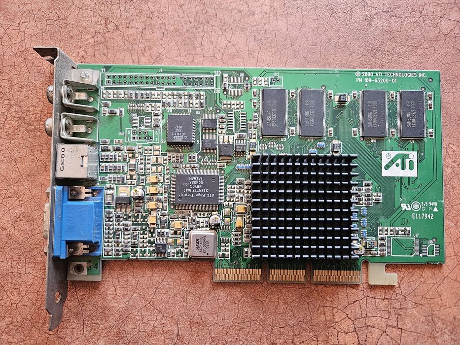 Placa video retro ATI Rage 128 Pro 32MB AGP