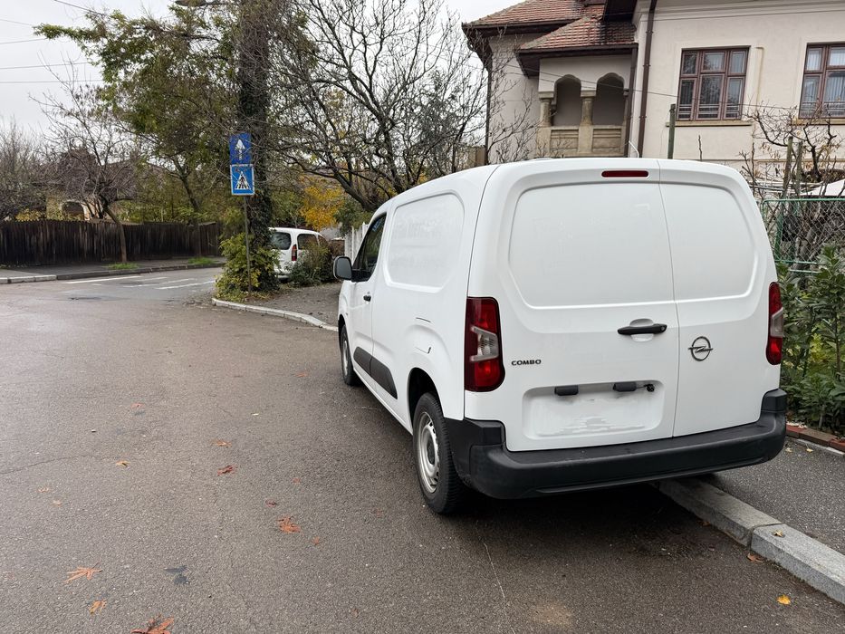 Vand Opel Combo.