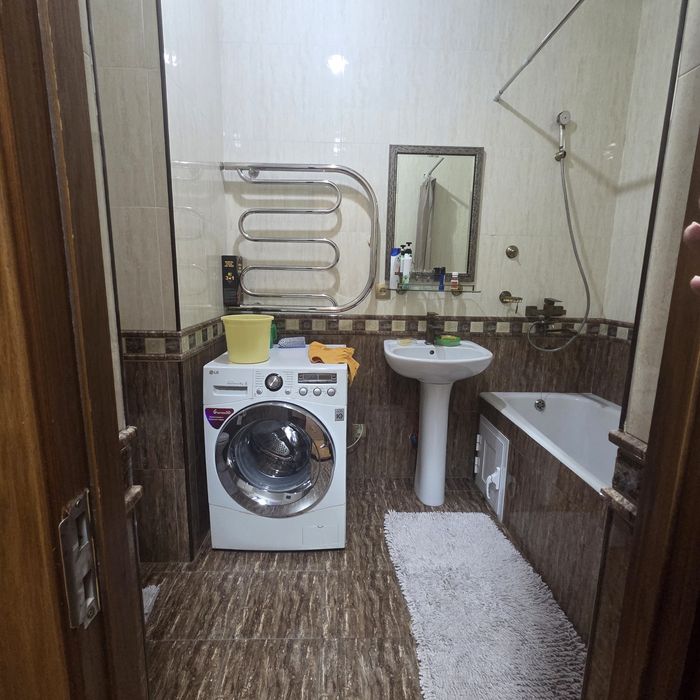 Чиланзар 5. 2/1/4. Метро Новза