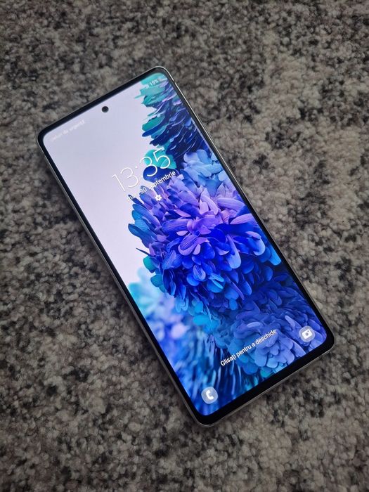 Samsung S20 Fe Dual Sim ( Full Box ) ca nou  !!!