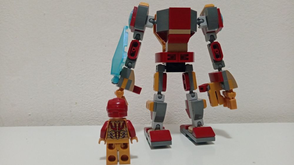 Robotul lui iron man