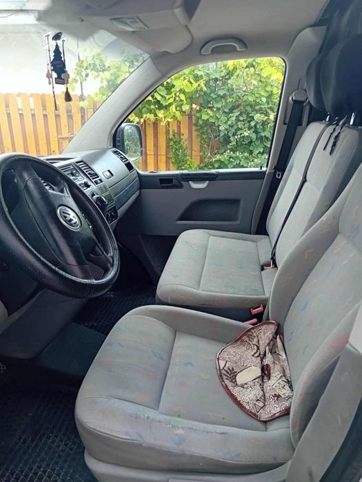 Volkswagen  T5 ,motor 2,5, an fabricație 2007