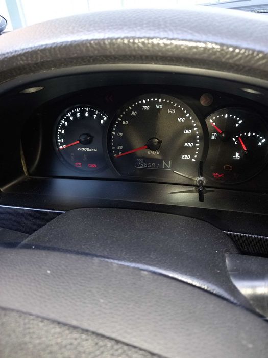 Yaxshi holatdagi Gentra zudlik bilan sotiladi.