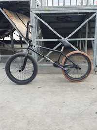 bmx custom (nu vand pe piese)