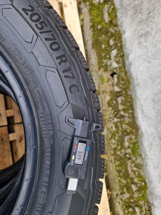 4anvelope iarna 205 70 17C Continental 2020