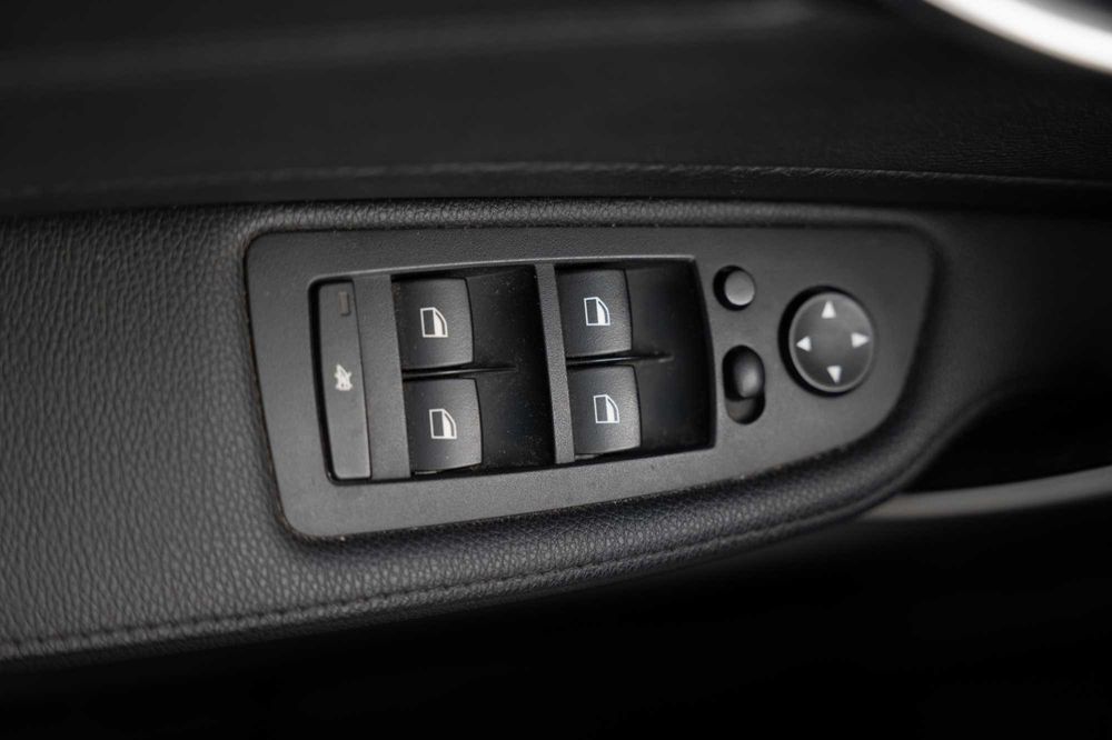 BMW Seria1 120 D 2.0 Diesel Euro 5 Xenon Piele Jante