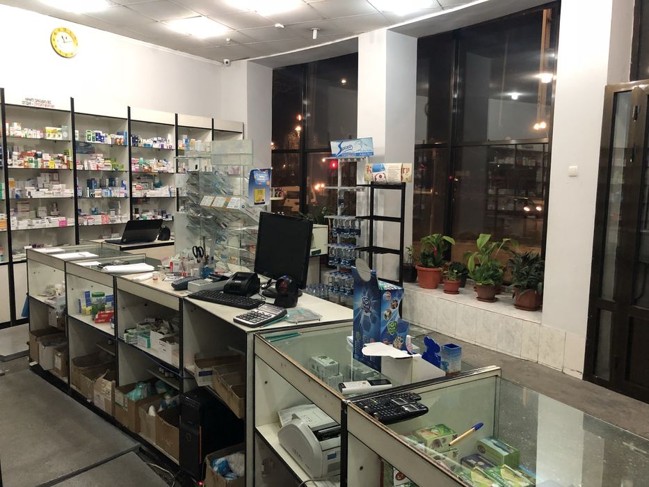 Тайёр ишлаб турган Аптека сотилади