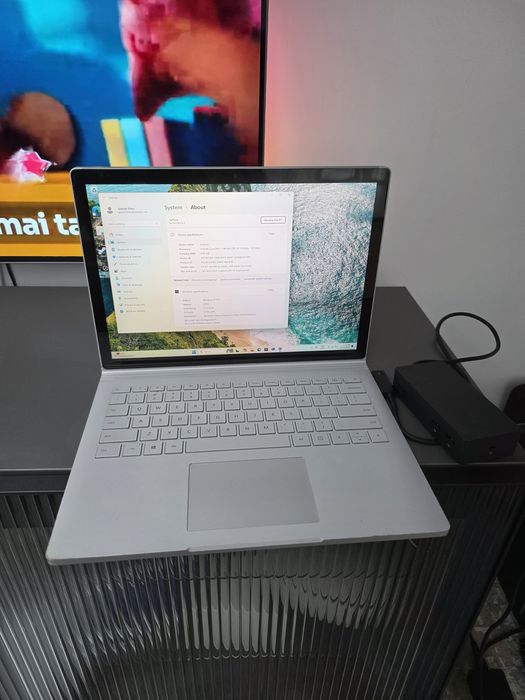 Windows surface book 2