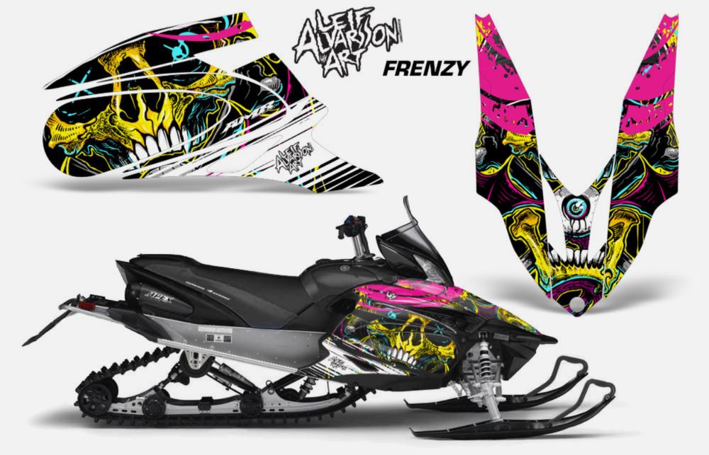 Caut pe cineva pentru aplicarea unui set de Stickere la un Snowmobil.