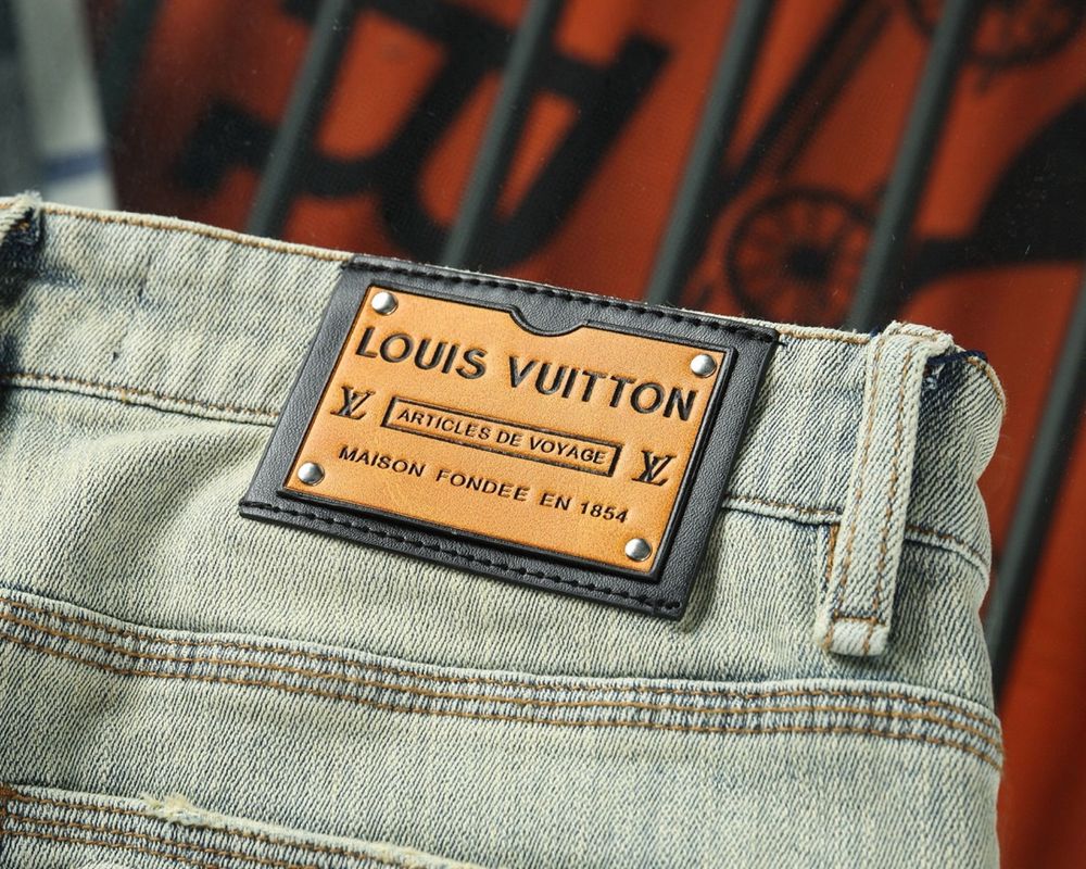 Blugi  Louis Vuitton Calitate Premium