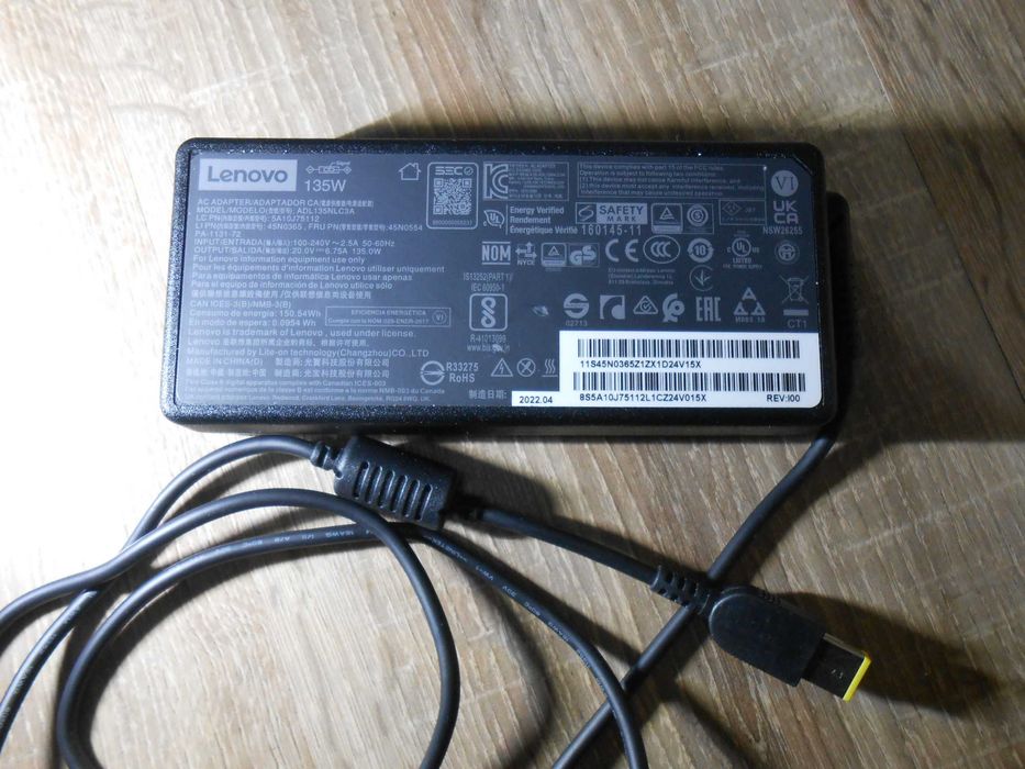 incarcator laptop Lenovo ,Dell,Asus  cu amperaje  mari,mufa specifica