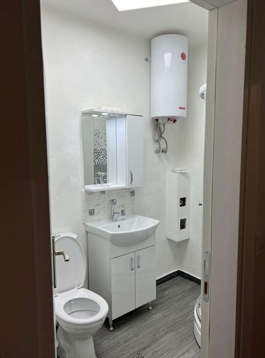 Дава се под наем Едностаен апартамент в Пловдив, Христо Смирненски - 18 кв.м за 230 € - Снимка #4