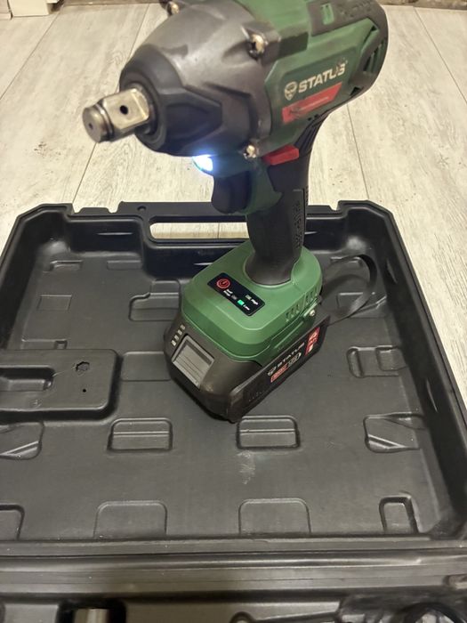 STATUS CTW24HLI, 1/2", 20 V, 4 Ah, 350 Nm, с 1 батерия и зарядно