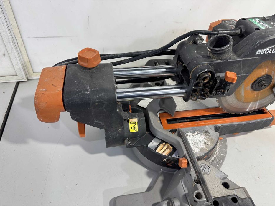 Циркуляр пендула - Evolution 1500W \ 210mm \ 110V