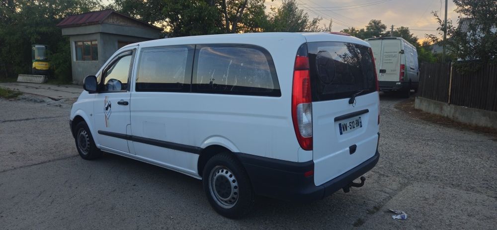 Mercedes vito 2.2 diesel 8+1 locuri