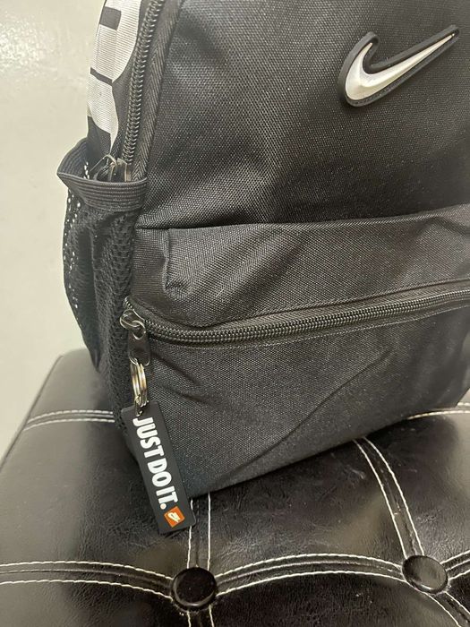 Дамска спортна раница NIKE "Just Do It" – НОВА!