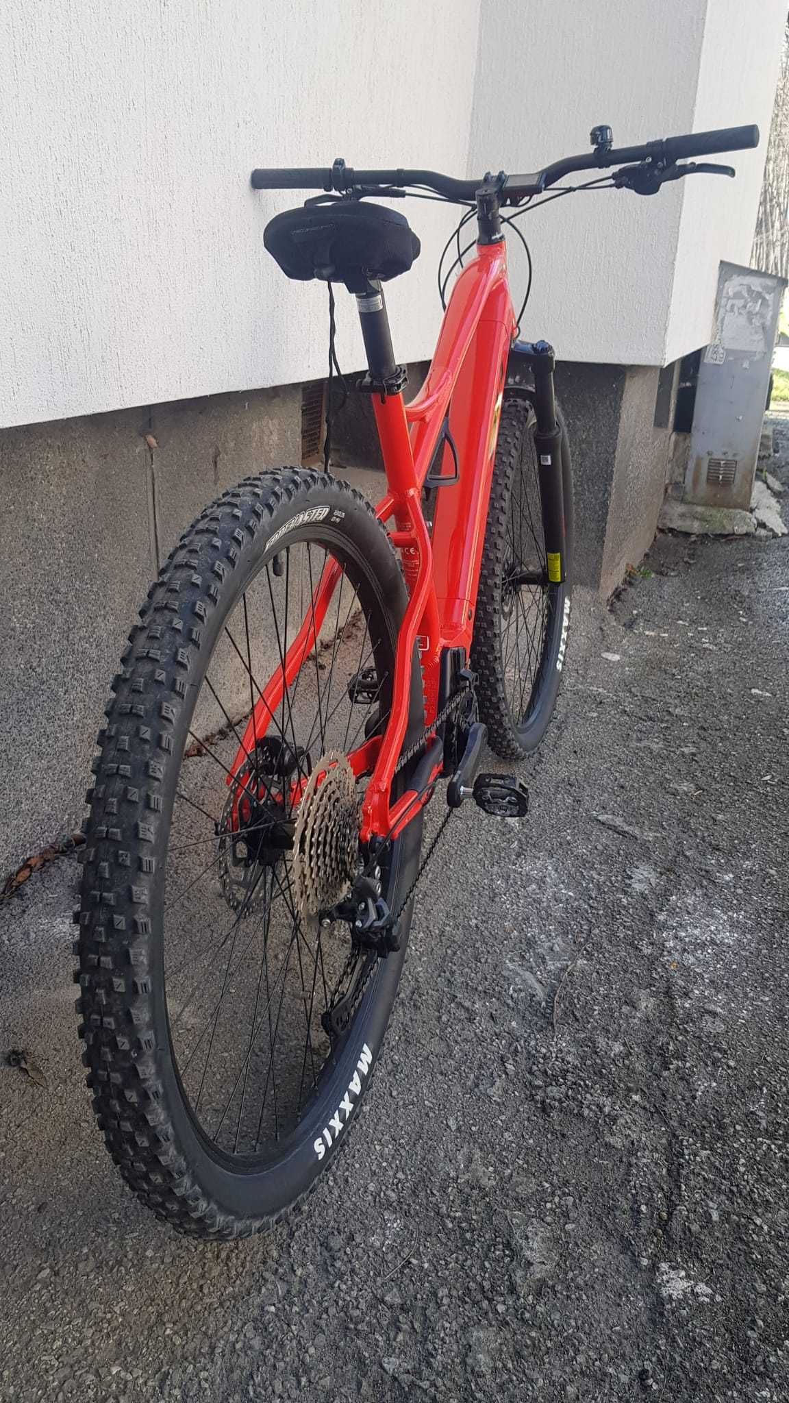 Планински електрически велосипед BH Atom Pro 29er