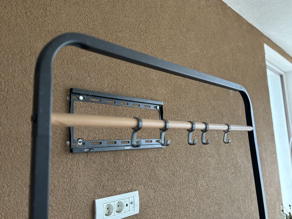 Suport umeras, haine