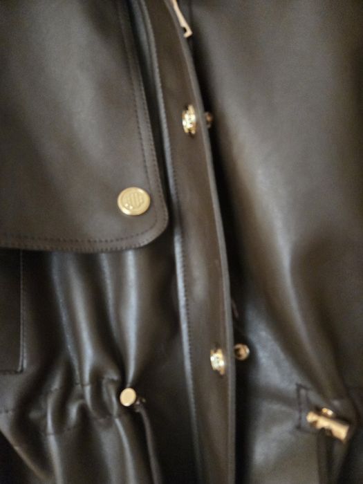 Късо кожено яке с пух Хита на сезона