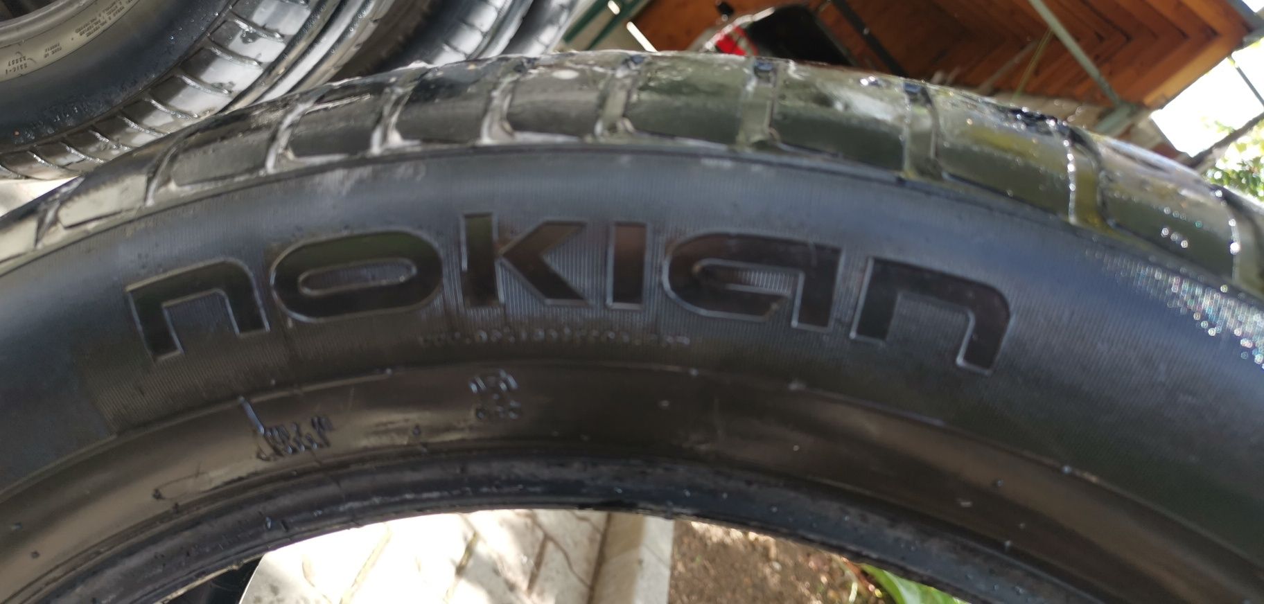 Nokian 255 50 19