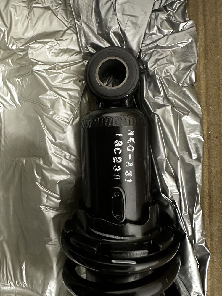 Suspensie spate Honda Rebel 500
