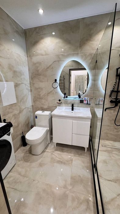 ЖК «Comfort House»
Юнусабад-11 квартал 
Ор-р: Мегапланет 
По линии мет