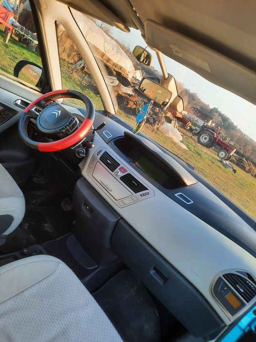 Vând Citroen c4 Picasso 1.6 diesel