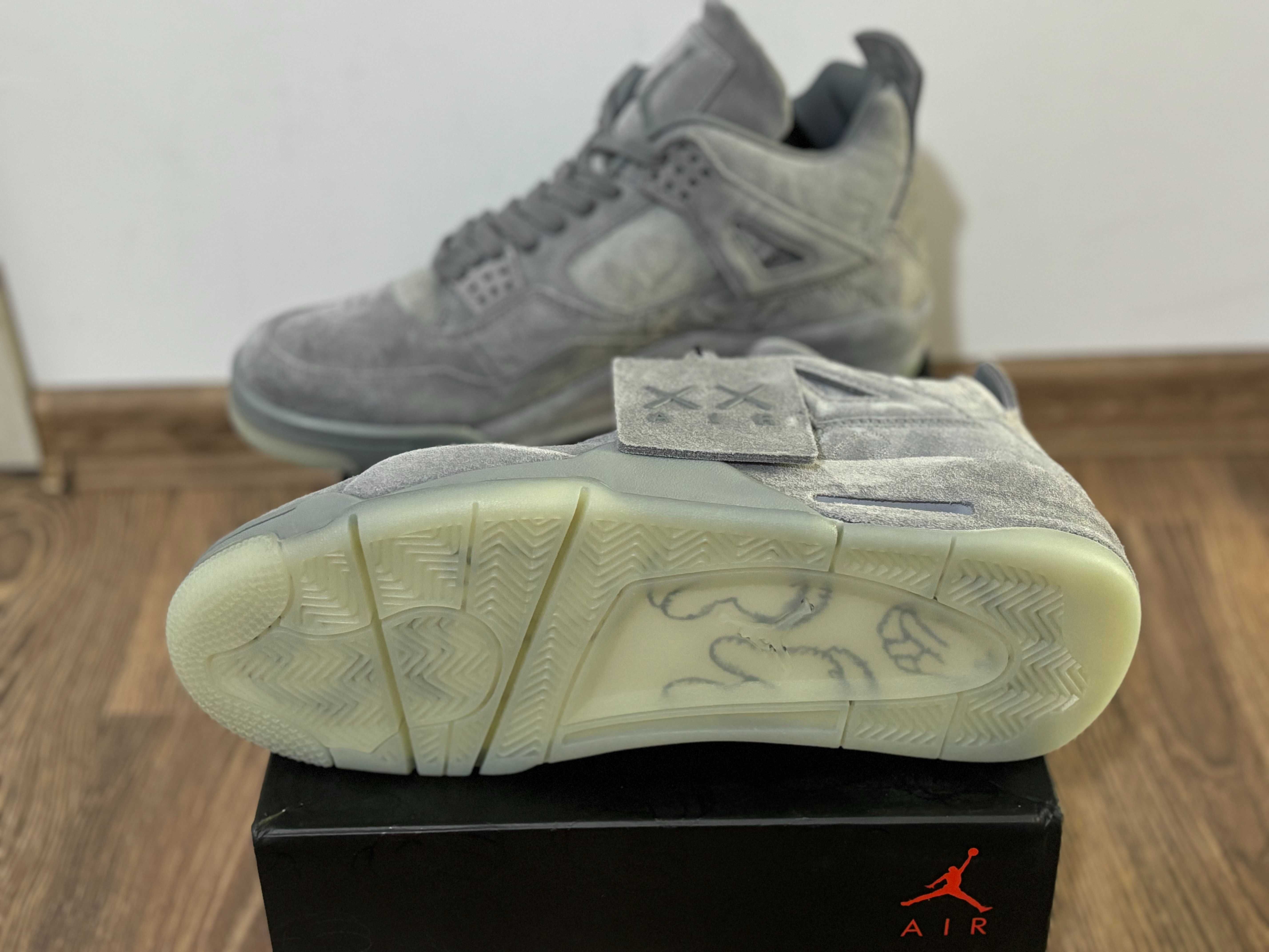 Air Jordan 4 Retro KAWS Cool Grey - Много рядък модел - EU45