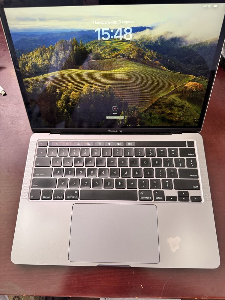 Macbook pro 13, 256 gb, 2020 core i5