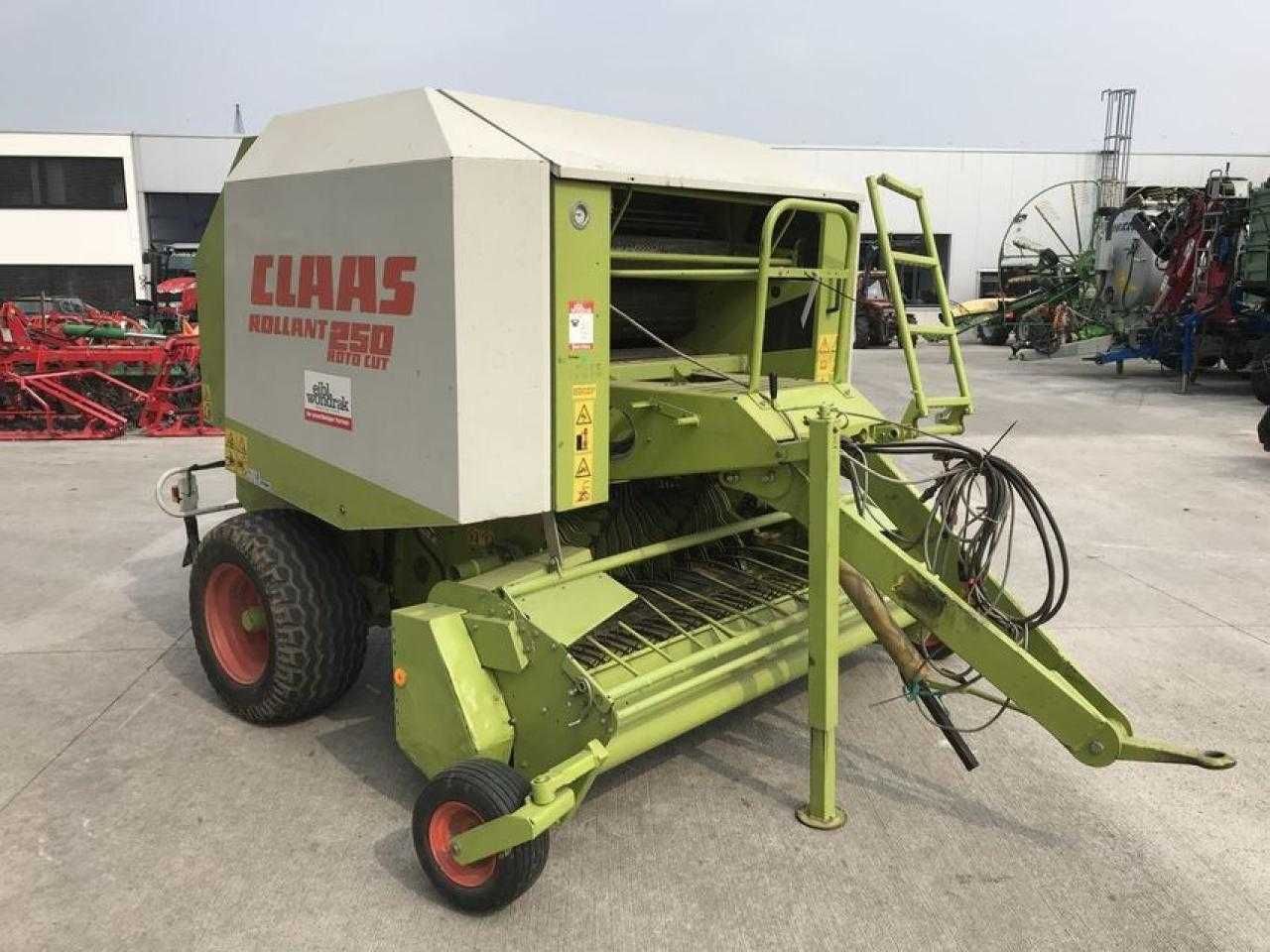 Presa Claas Rollant 250 Claas Rollant 255 Roto Cut Ata plasa 2014