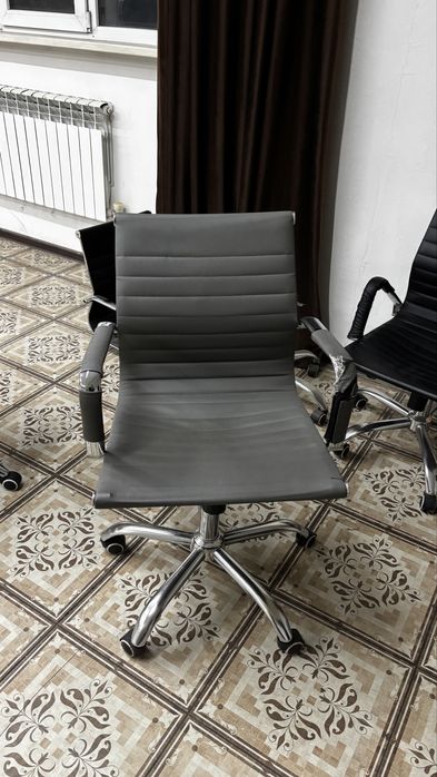 Хорошие Креслы!!