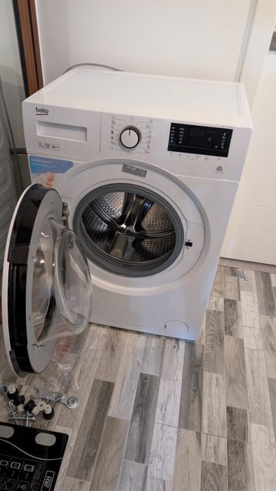 Mașină de spălat rufe Beko 7 kg