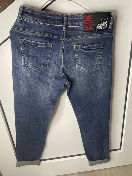 Дънки dsquared с размер